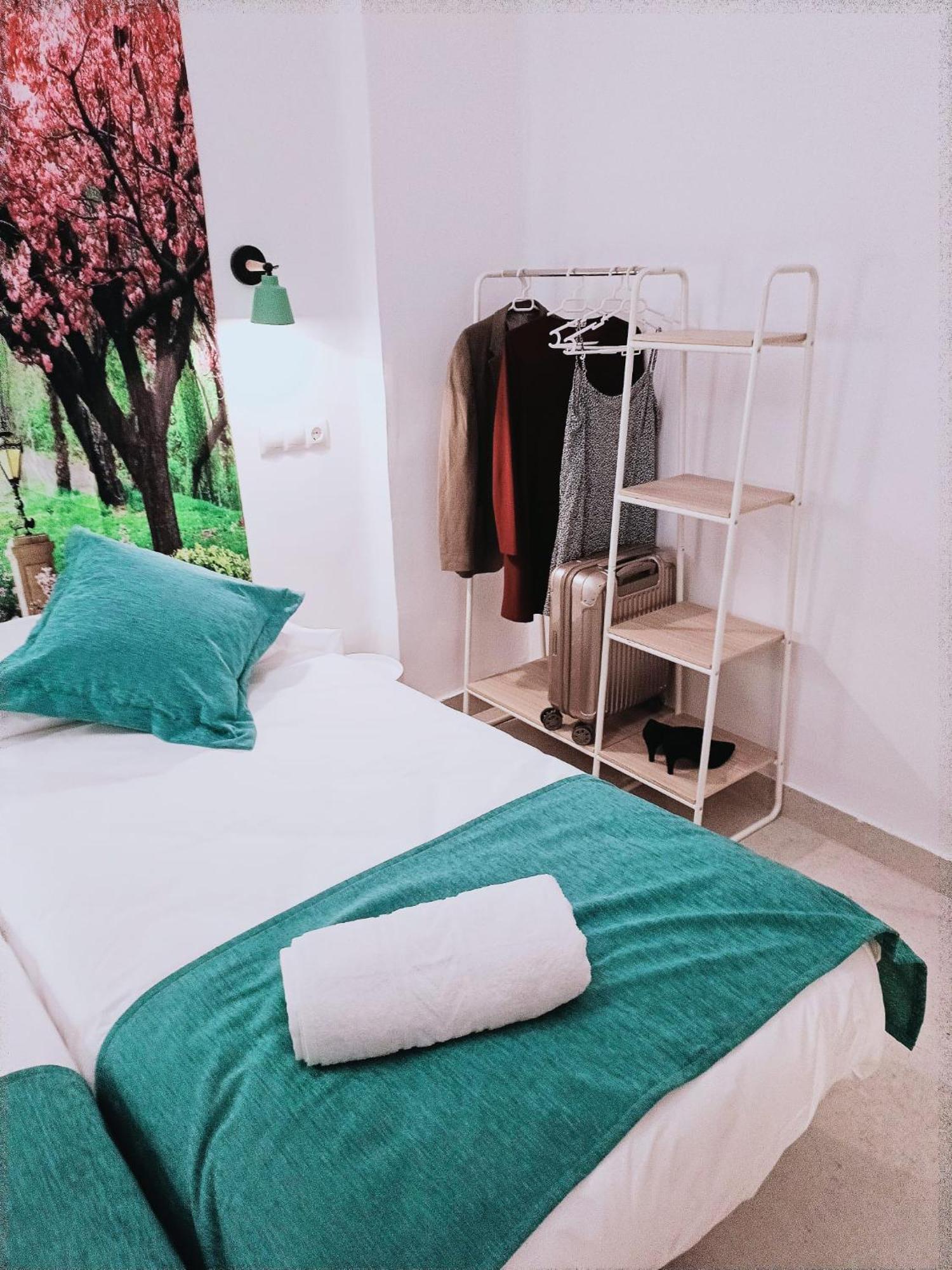 Violeta Suite Madrid Exterior photo