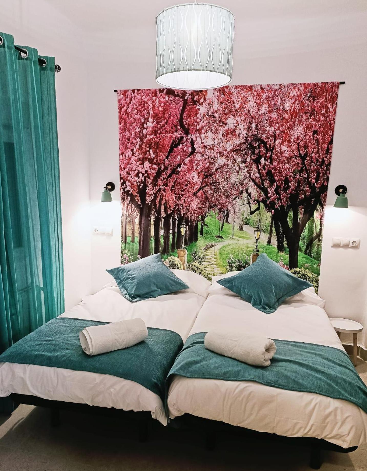 Violeta Suite Madrid Exterior photo